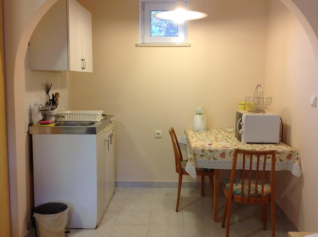 Honved Apartmanhaz Heviz Exterior photo