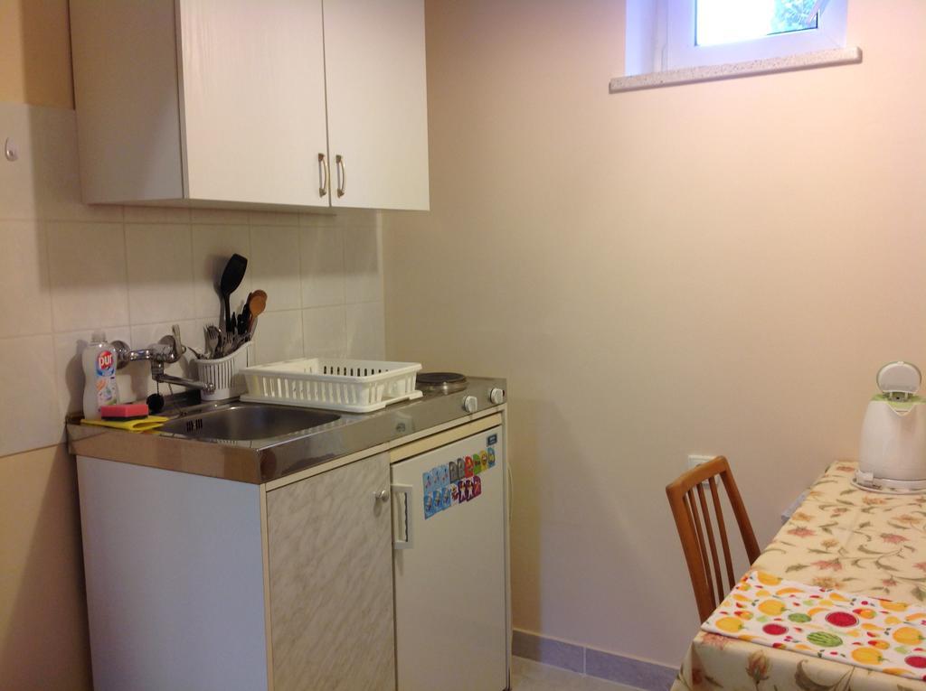 Honved Apartmanhaz Heviz Exterior photo