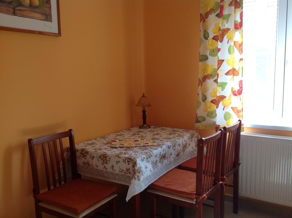 Honved Apartmanhaz Heviz Room photo